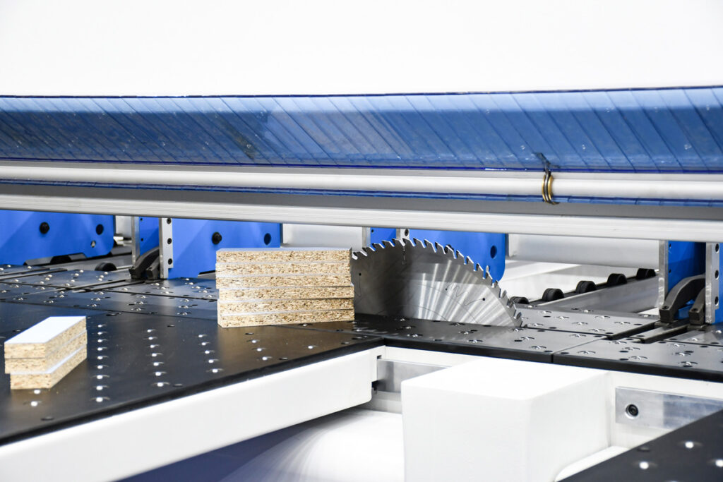 Acrylglas Holz Saegen